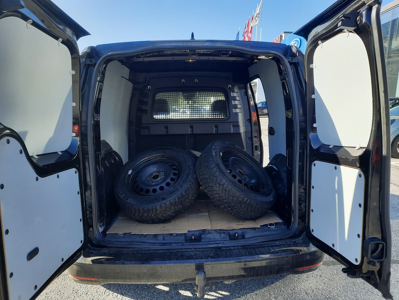 Volkswagen Caddy vaihtoauto