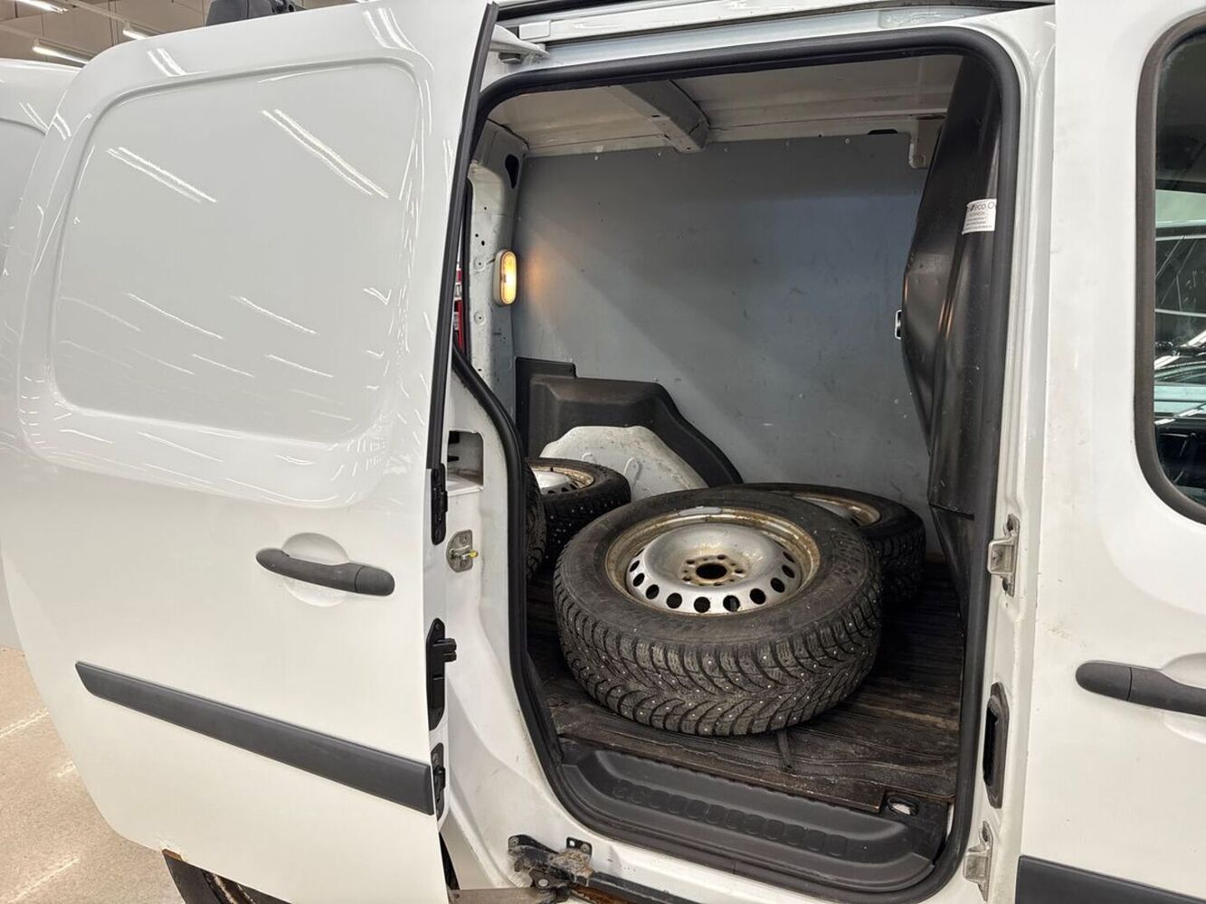 Renault Kangoo Express vaihtoauto