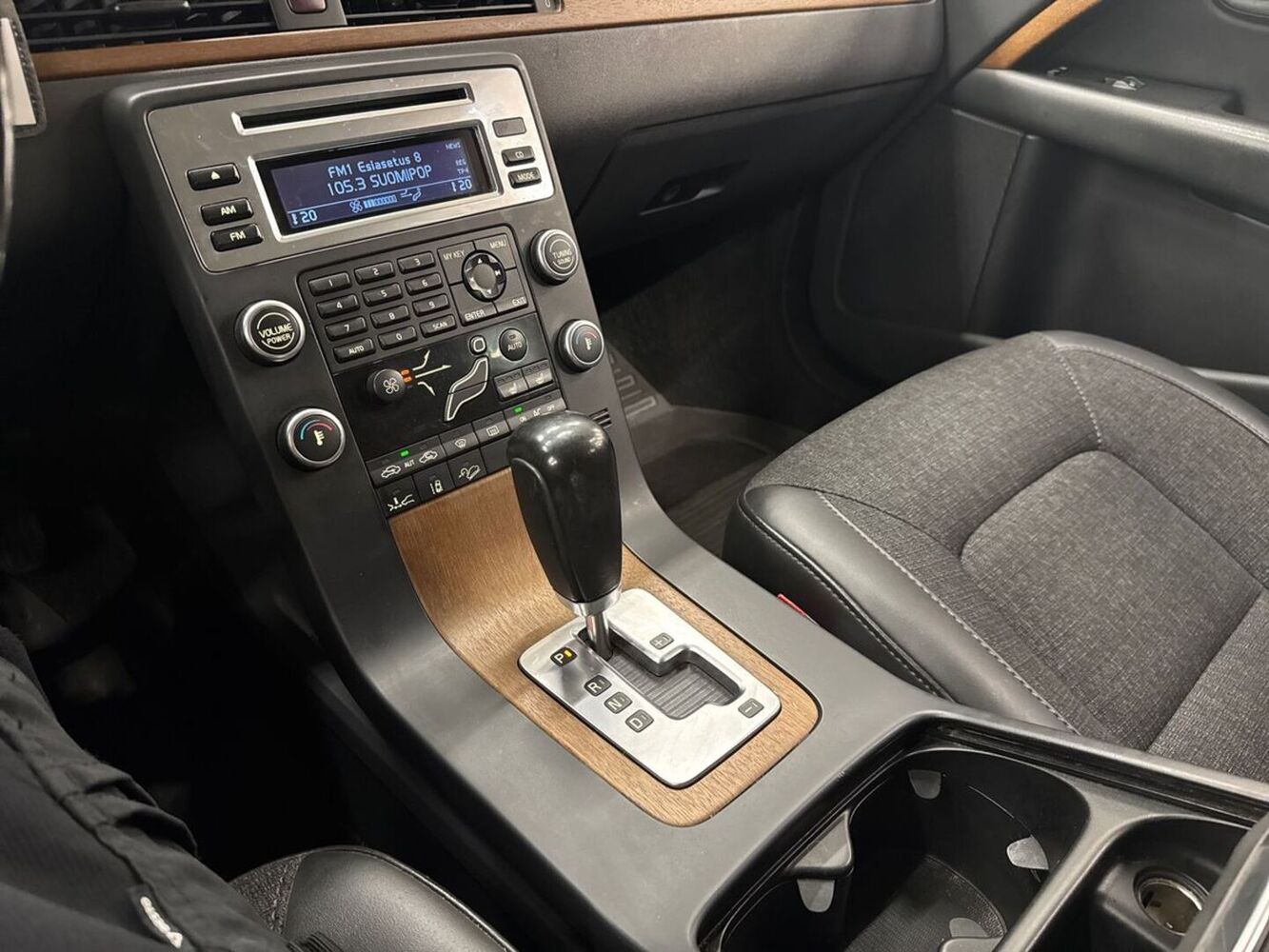 Volvo XC70 vaihtoauto