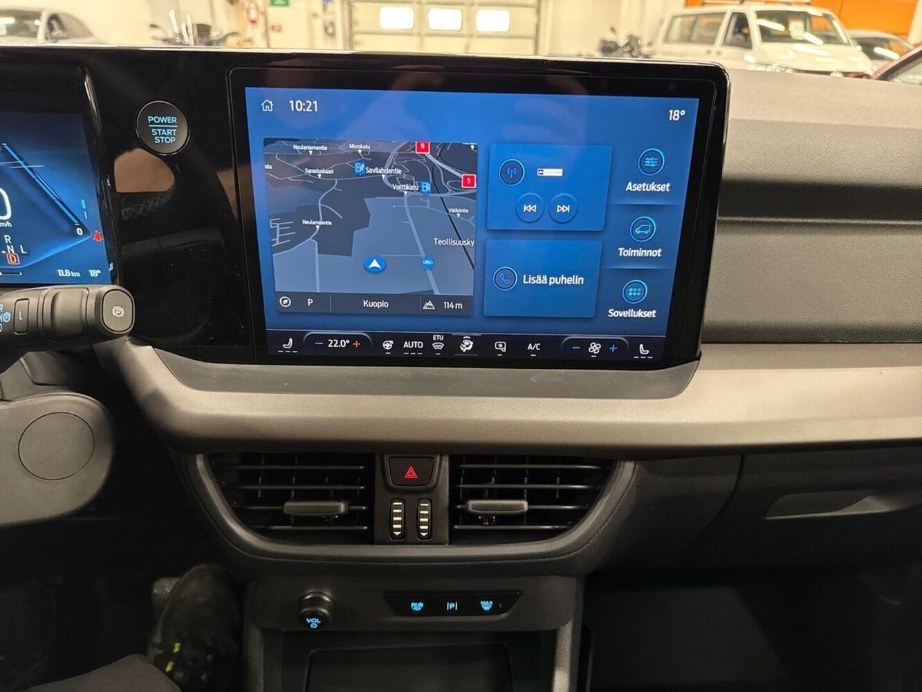 Ford Transit Courier vaihtoauto