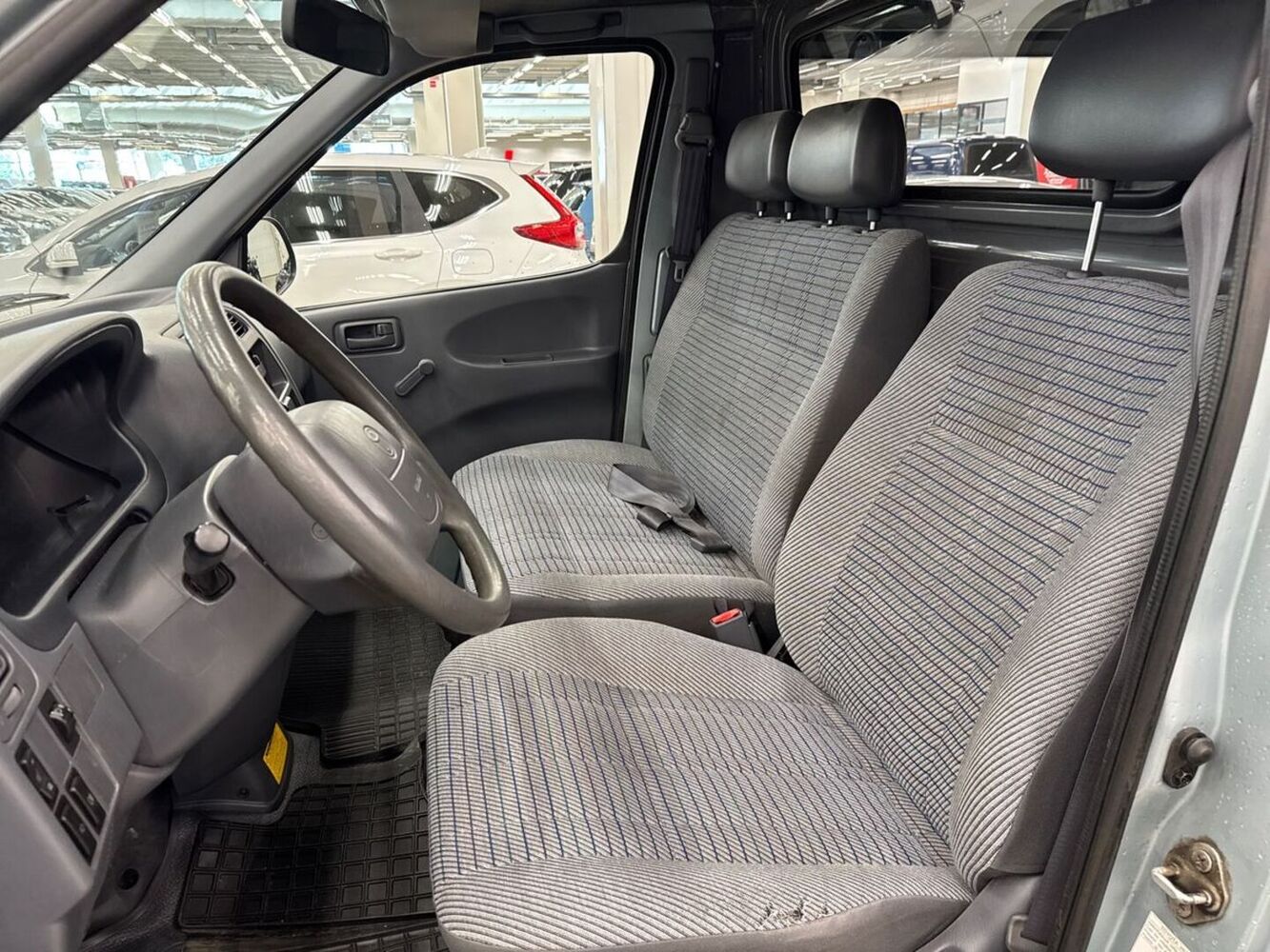 Toyota Hiace vaihtoauto