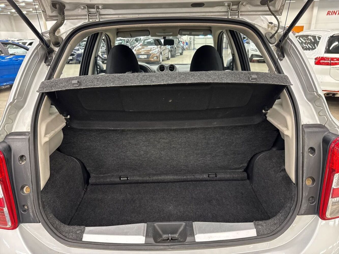 Nissan Micra vaihtoauto