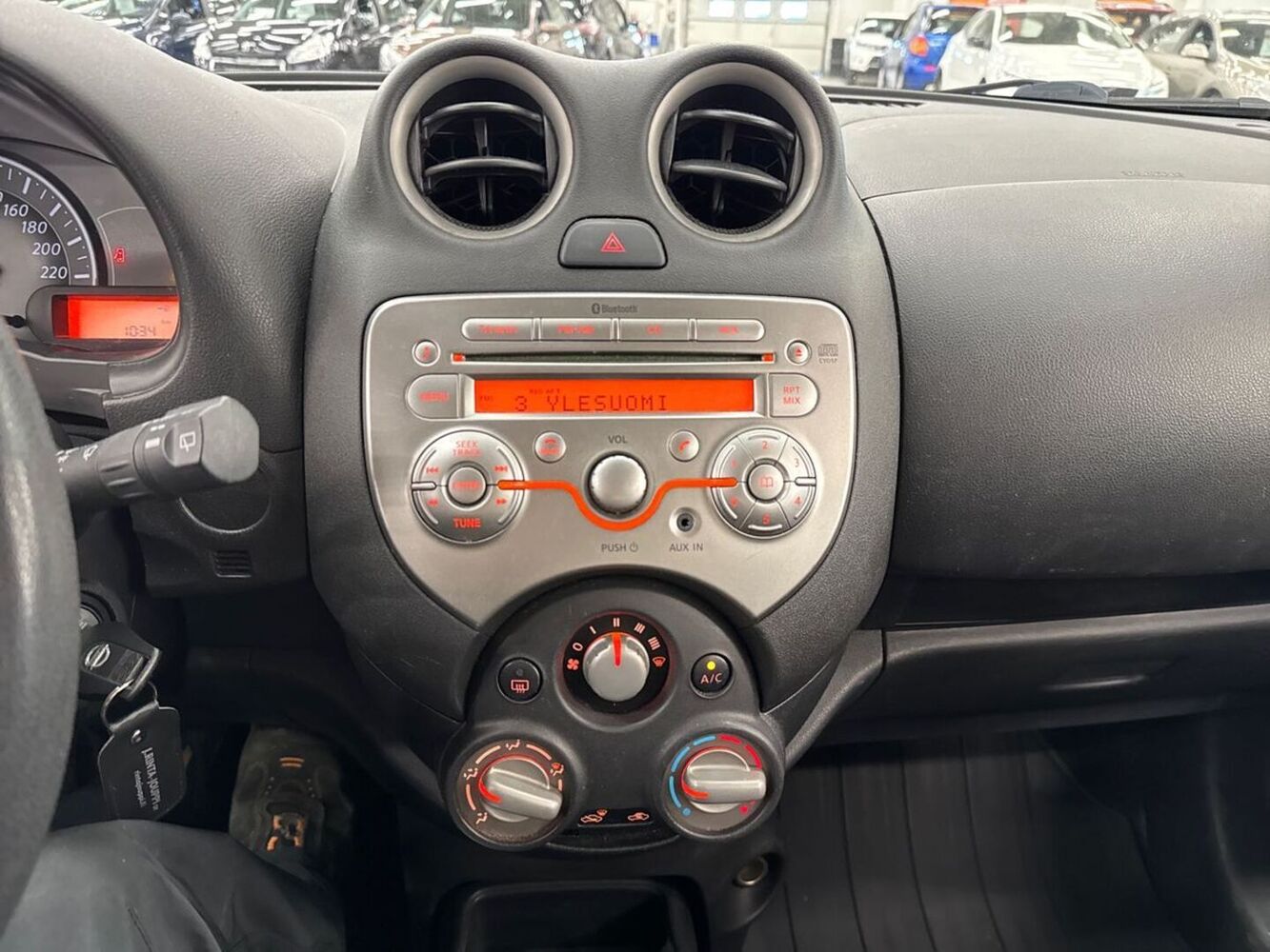 Nissan Micra vaihtoauto