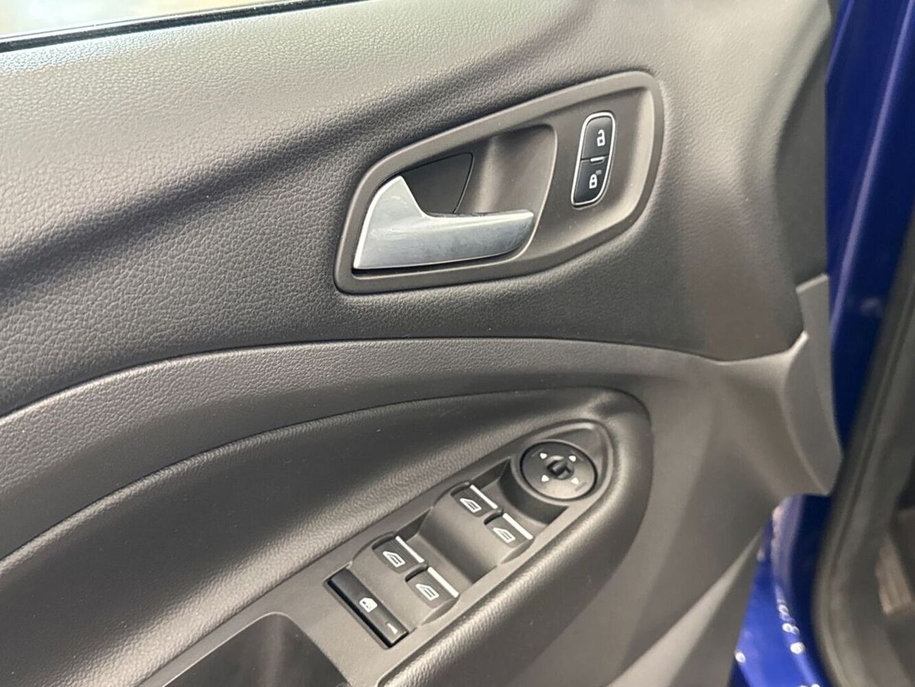 Ford Kuga vaihtoauto