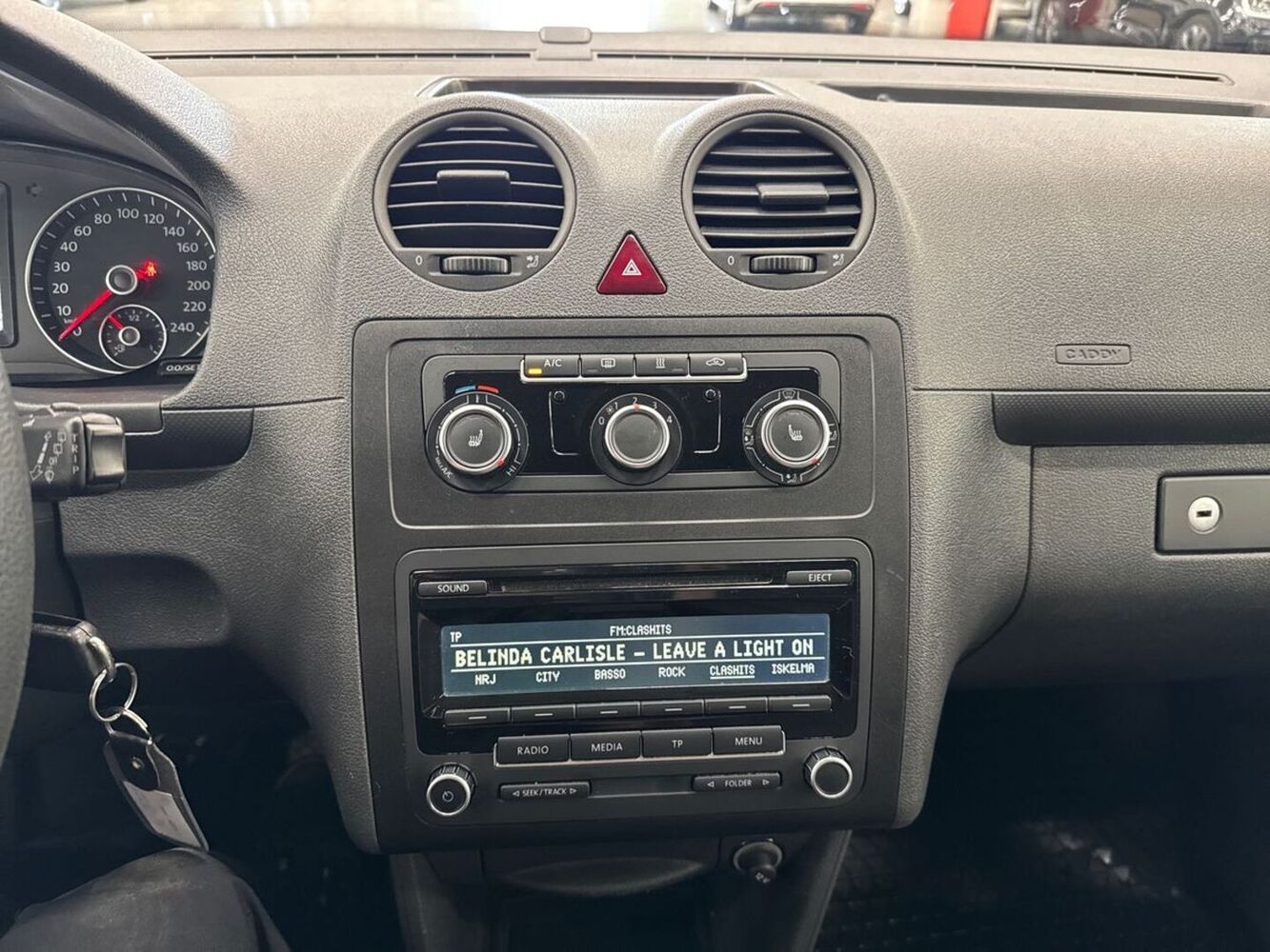 Volkswagen Caddy Maxi vaihtoauto