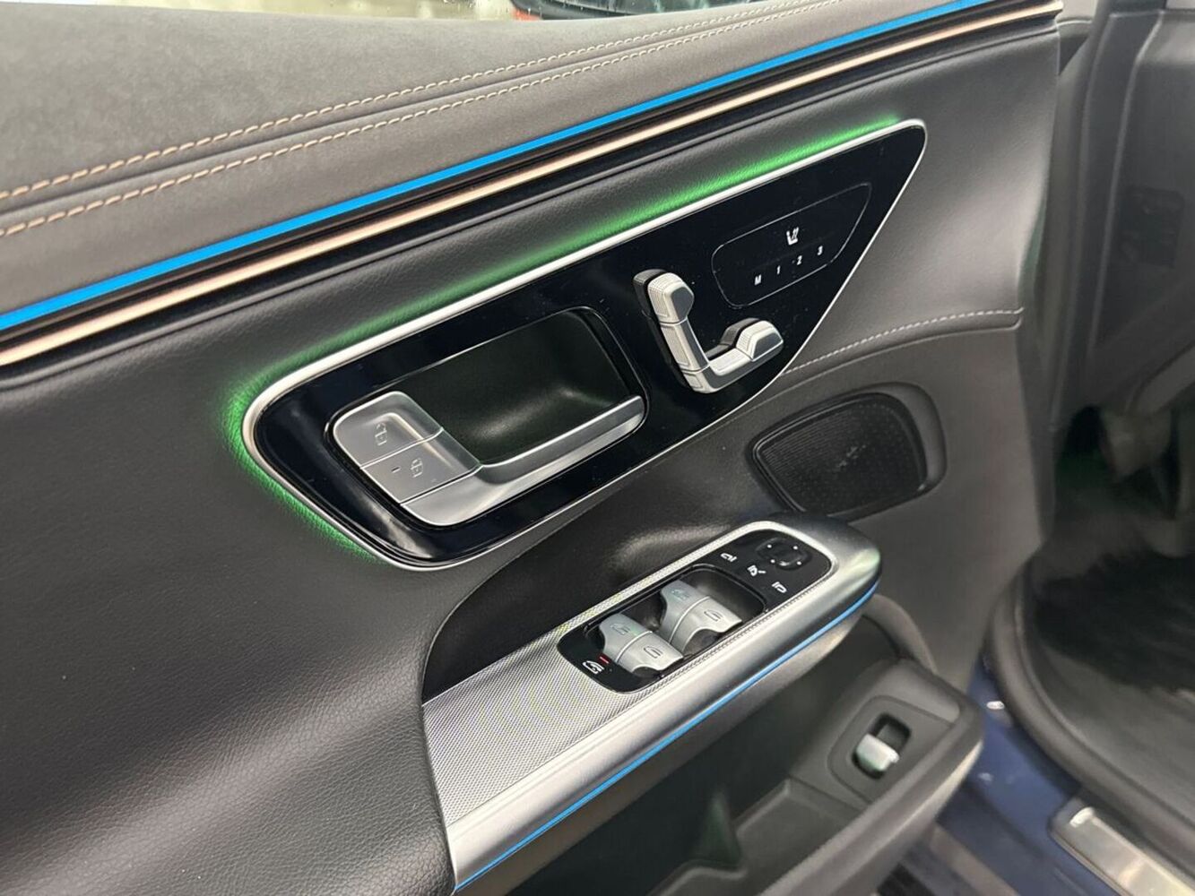 Mercedes-Benz EQE vaihtoauto