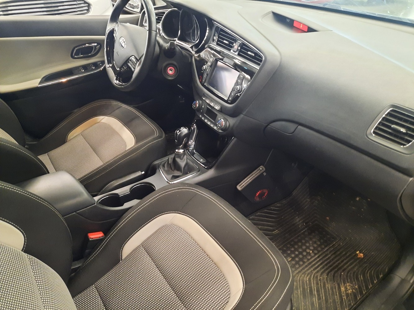 Kia Ceed vaihtoauto