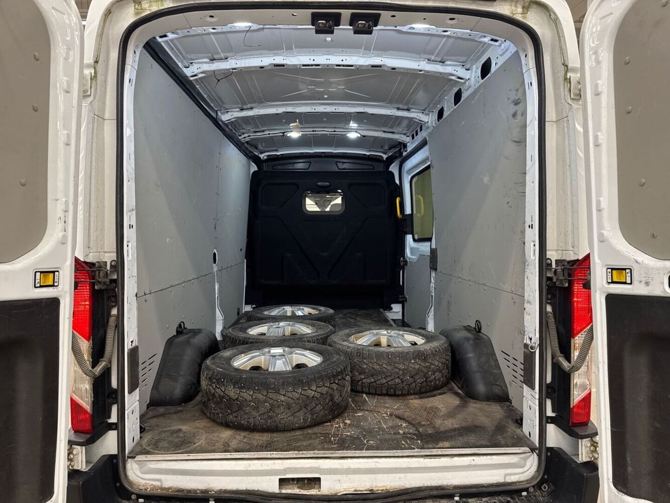Ford Transit vaihtoauto
