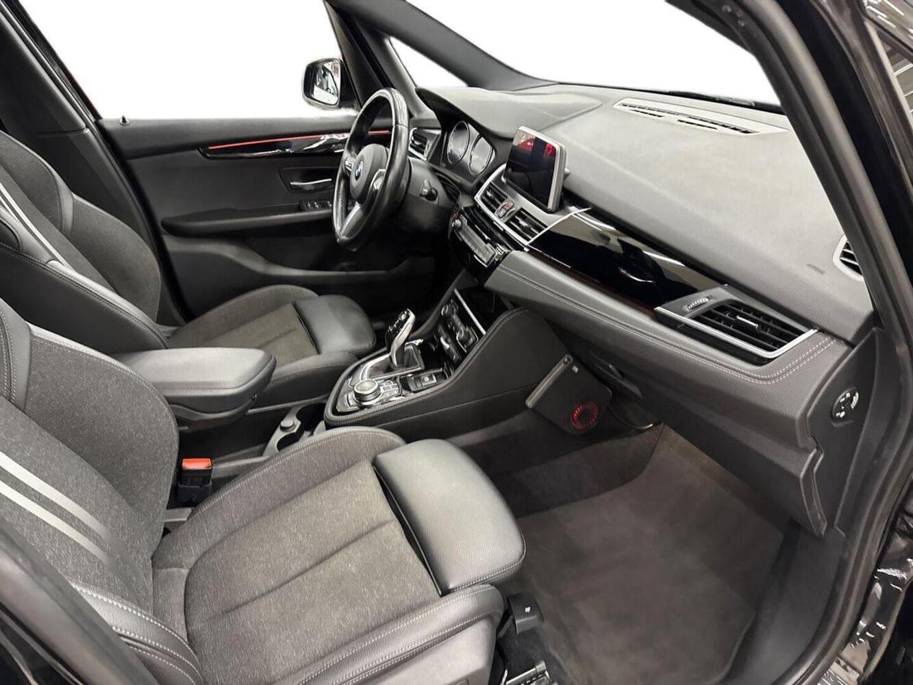 BMW 218 vaihtoauto
