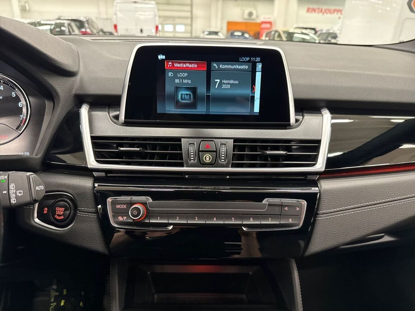 BMW 218 vaihtoauto