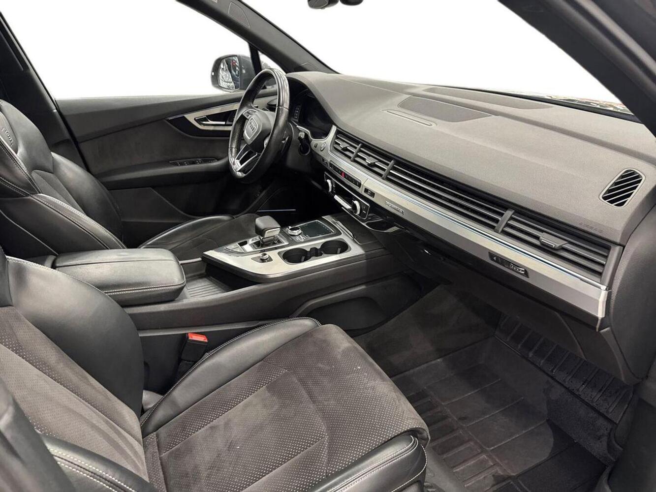 Audi Q7 vaihtoauto