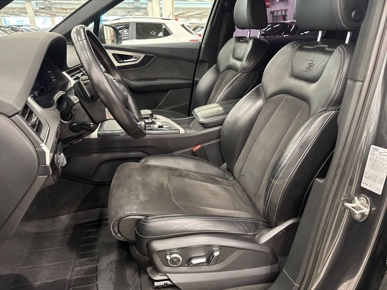 Audi Q7 vaihtoauto