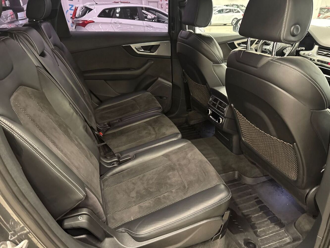 Audi Q7 vaihtoauto