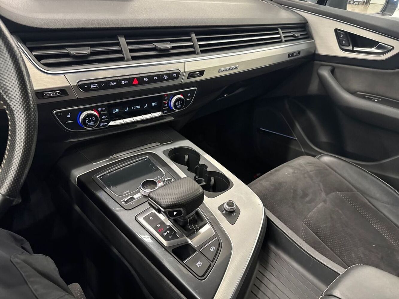 Audi Q7 vaihtoauto