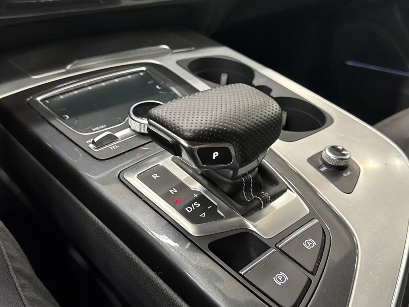 Audi Q7 vaihtoauto