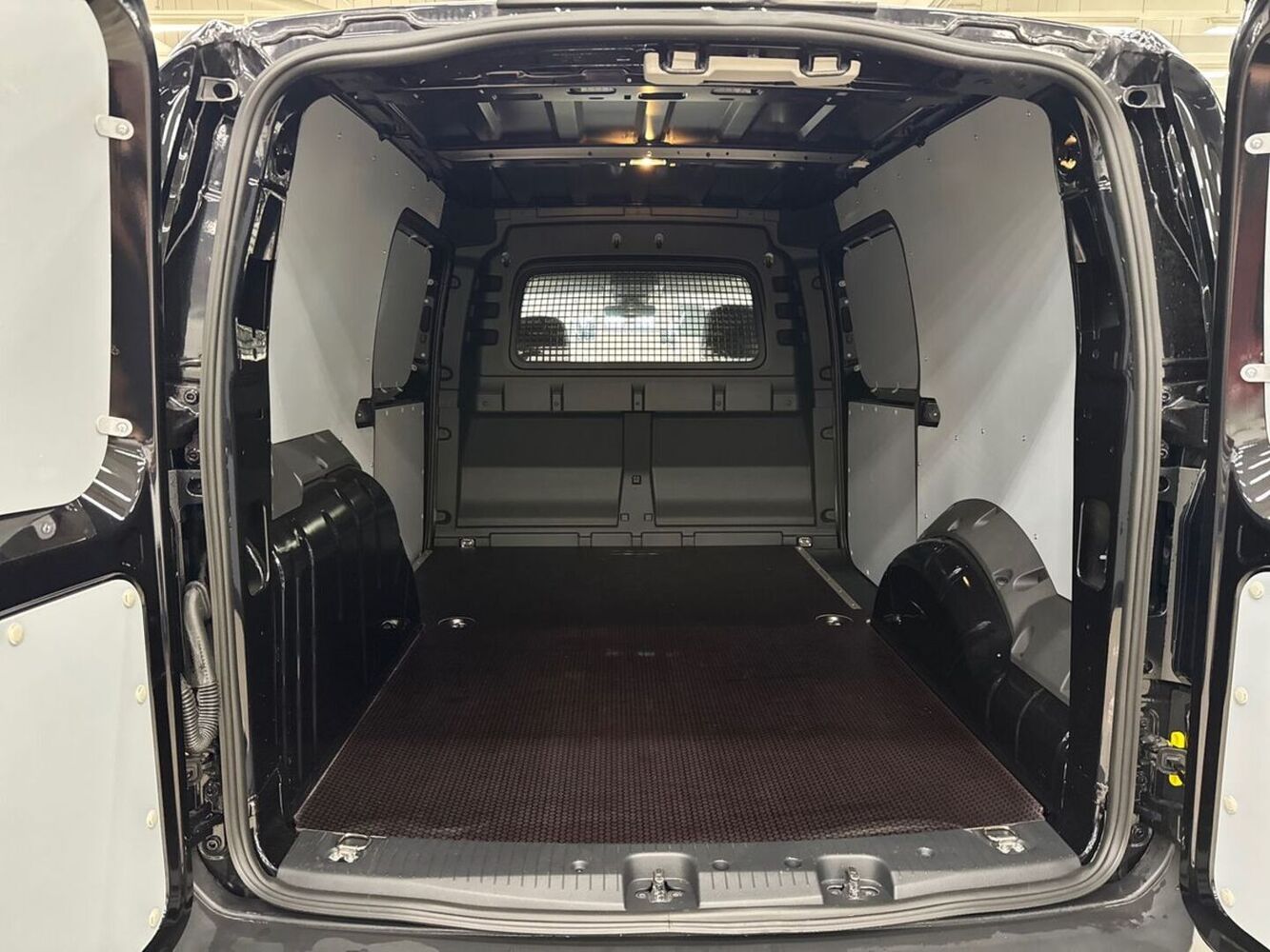 Ford Transit Connect vaihtoauto