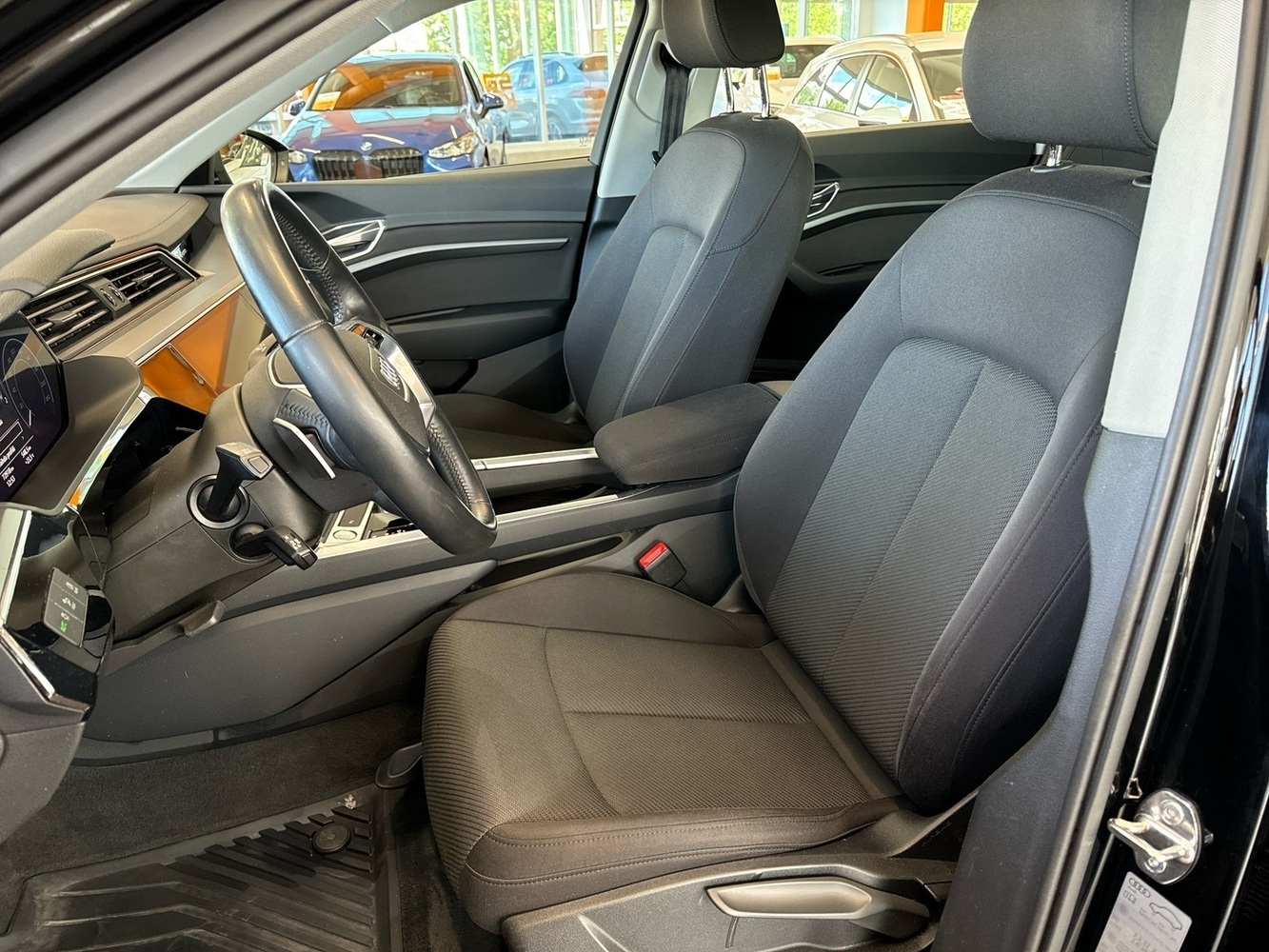 Audi e-tron vaihtoauto