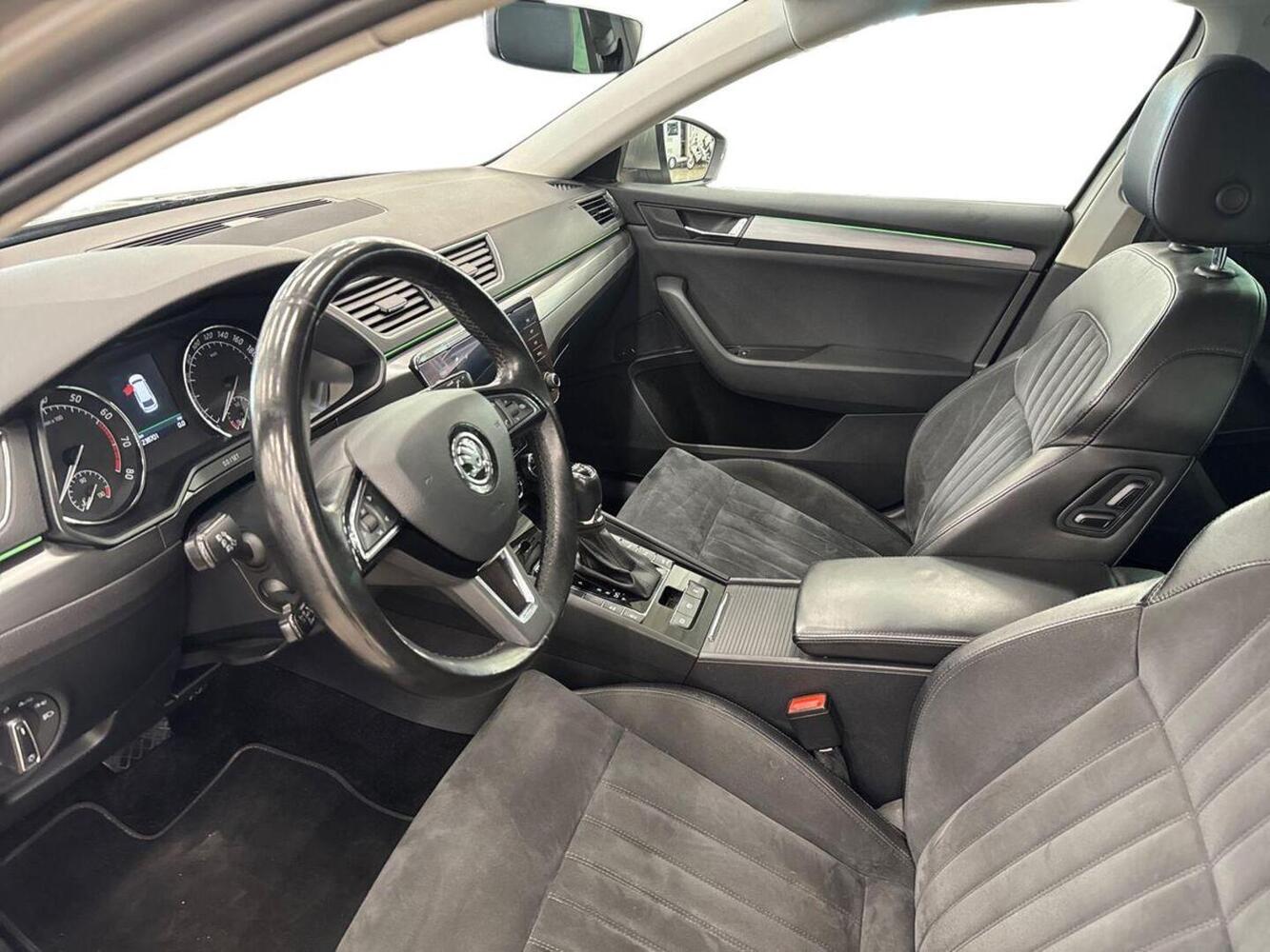 Skoda Superb vaihtoauto