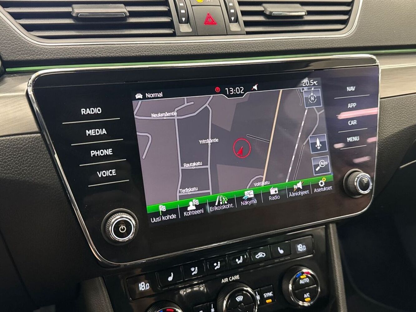 Skoda Superb vaihtoauto