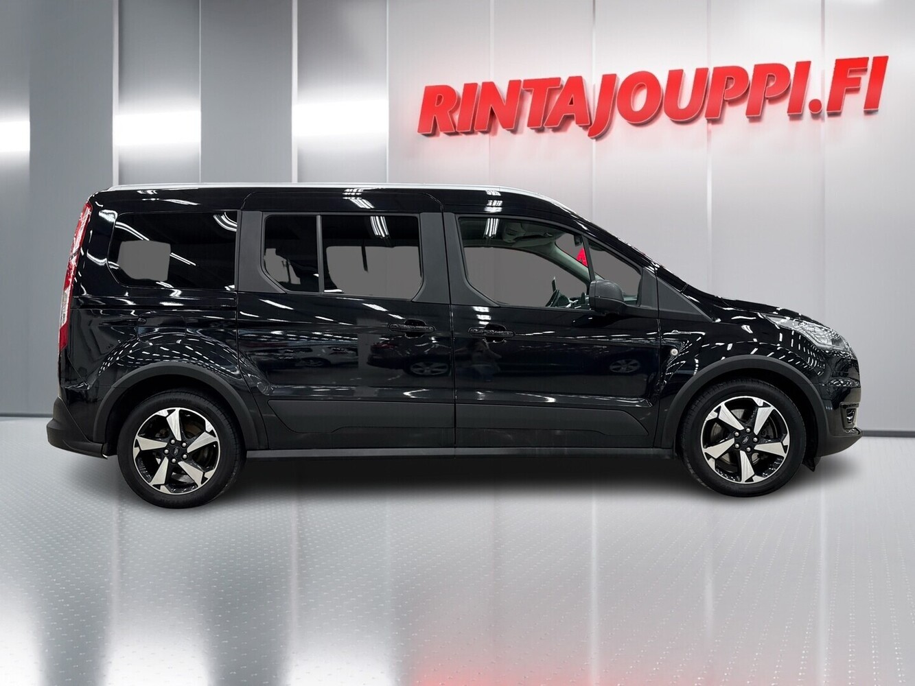 Ford Grand Tourneo Connect vaihtoauto