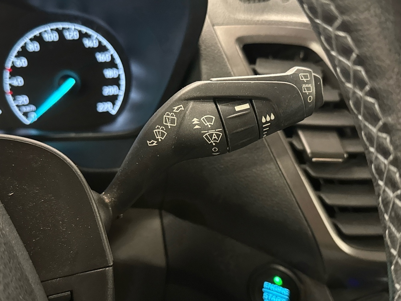 Ford Grand Tourneo Connect vaihtoauto