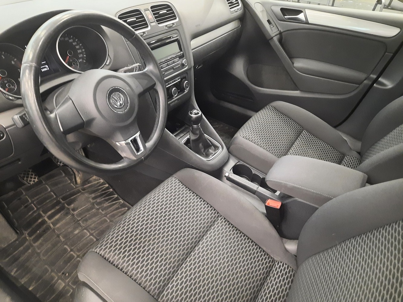 Volkswagen Golf vaihtoauto