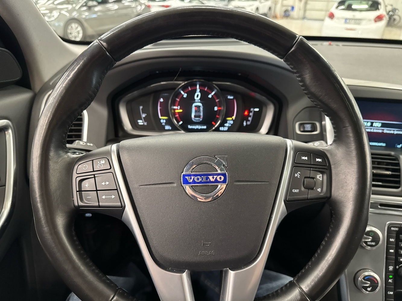 Volvo XC60 vaihtoauto