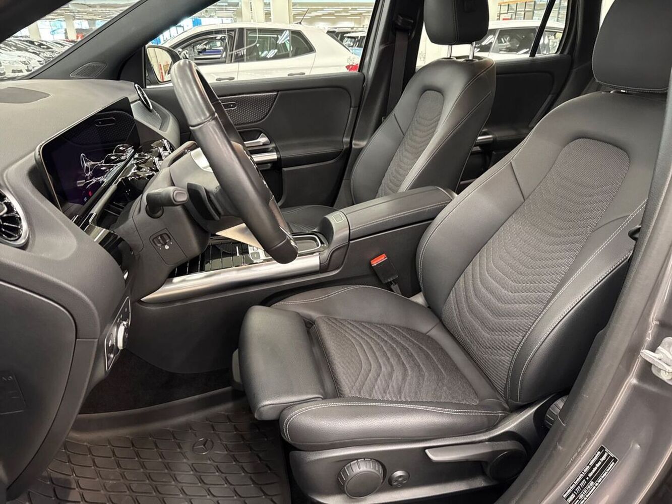 Mercedes-Benz GLA vaihtoauto