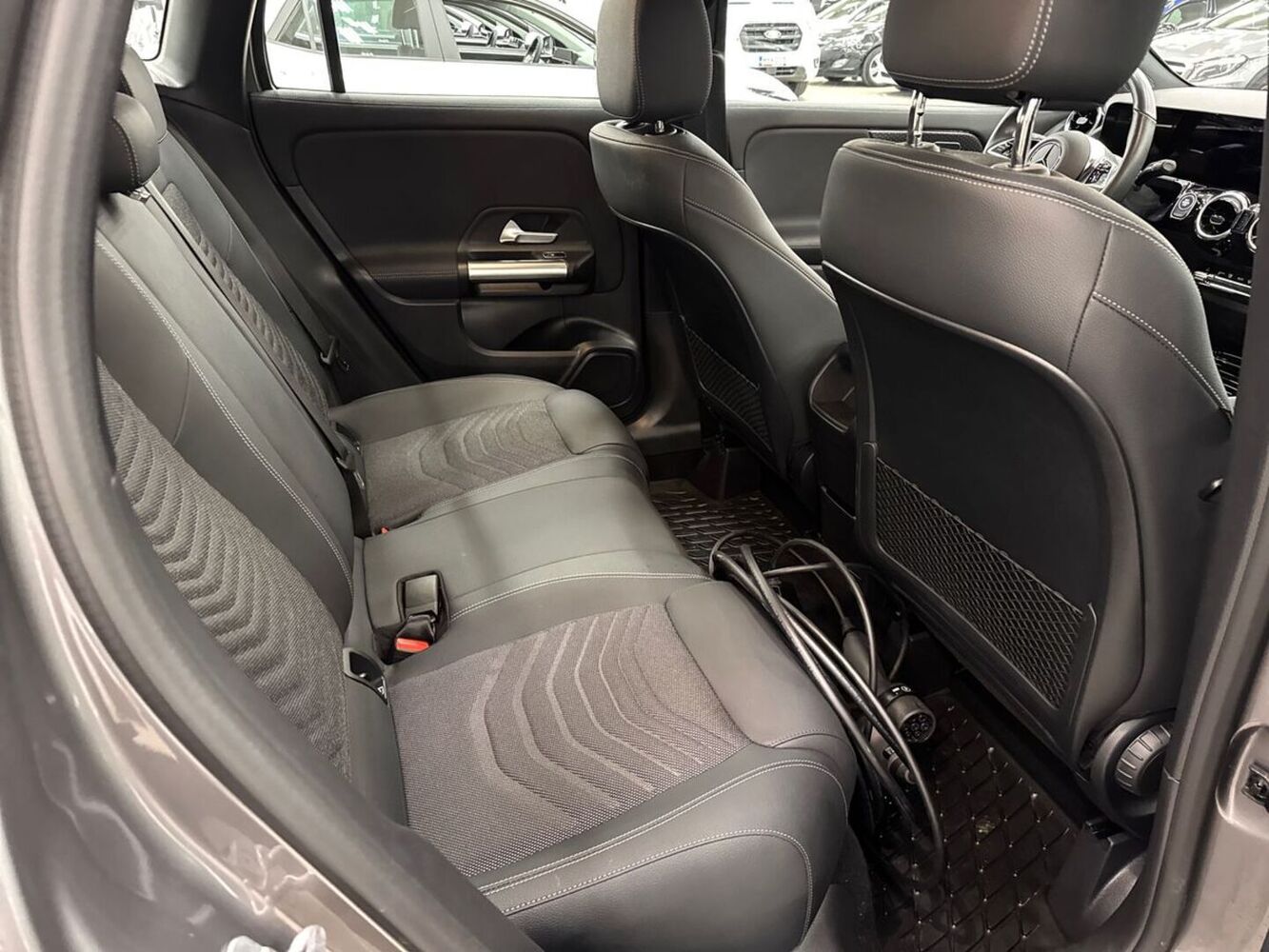 Mercedes-Benz GLA vaihtoauto