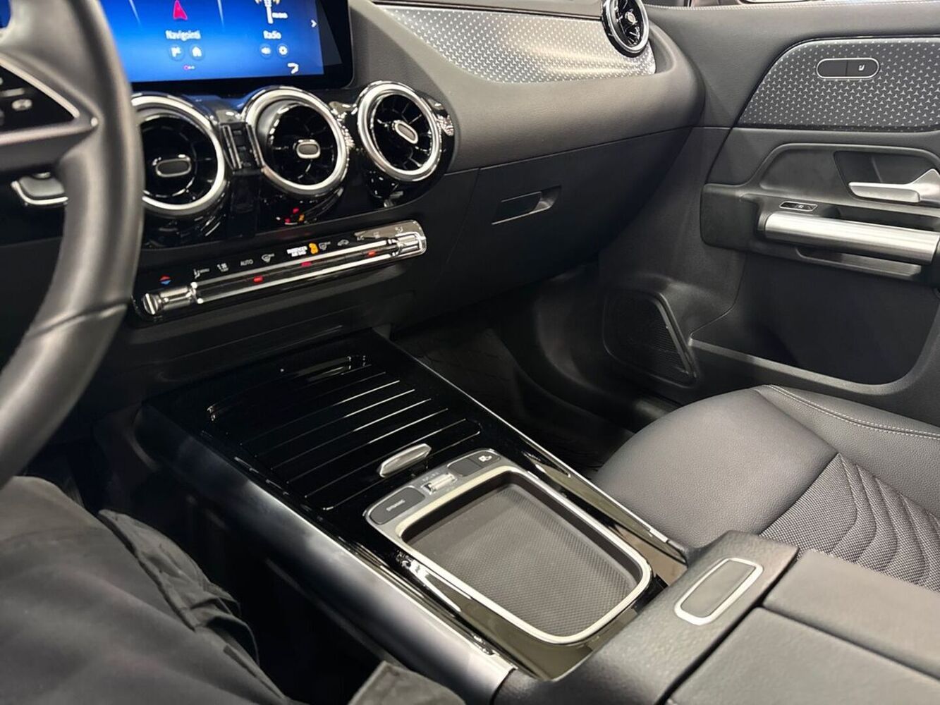 Mercedes-Benz GLA vaihtoauto