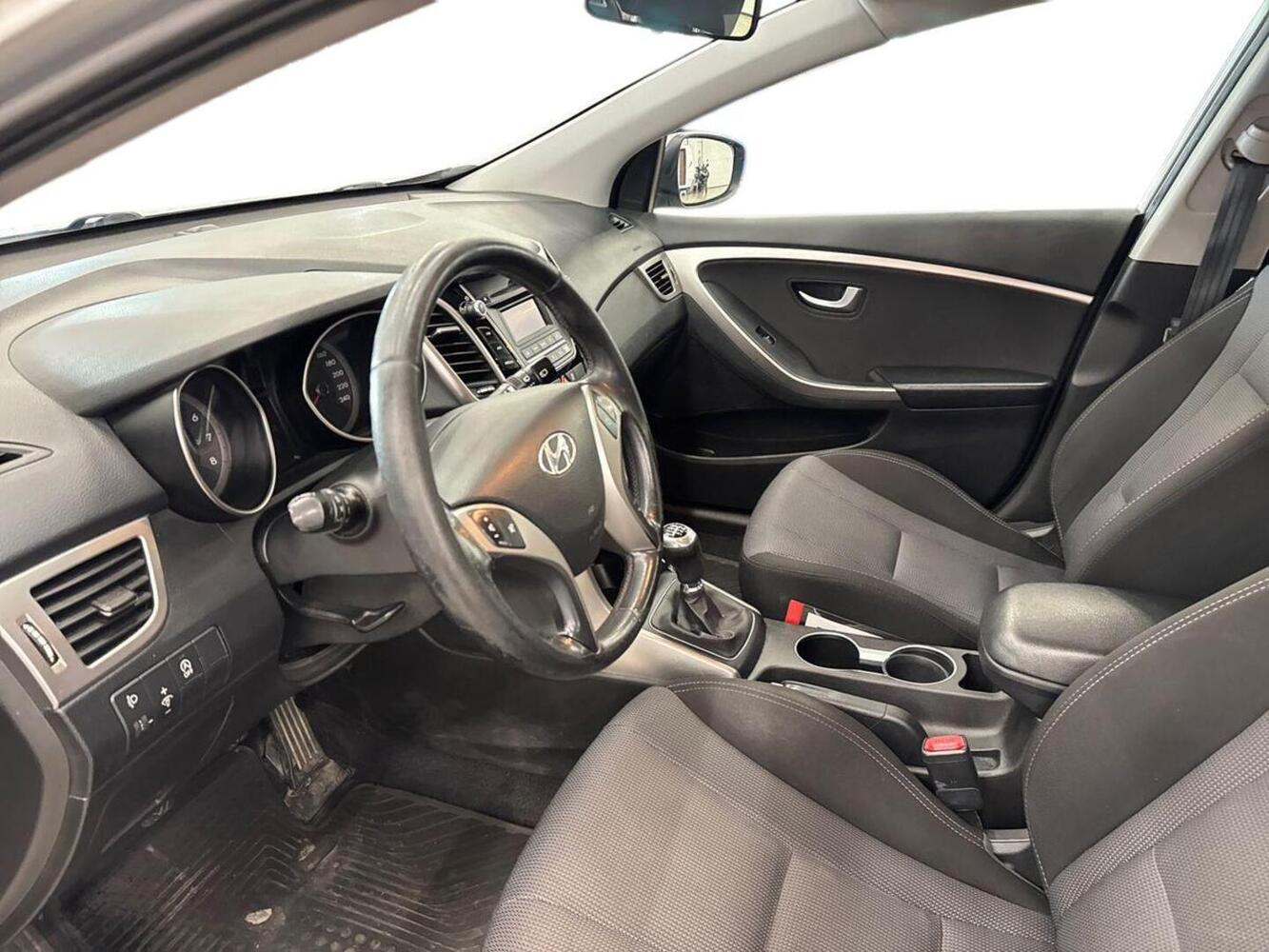 Hyundai i30 Wagon vaihtoauto