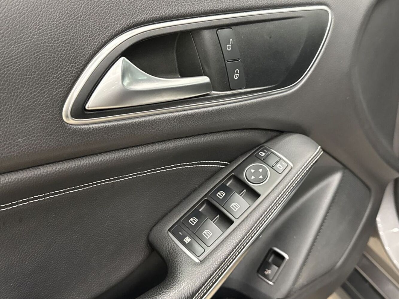 Mercedes-Benz GLA vaihtoauto