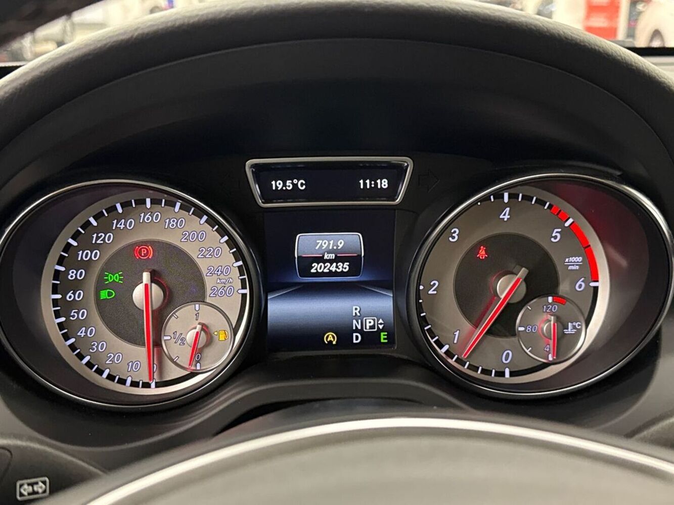 Mercedes-Benz GLA vaihtoauto