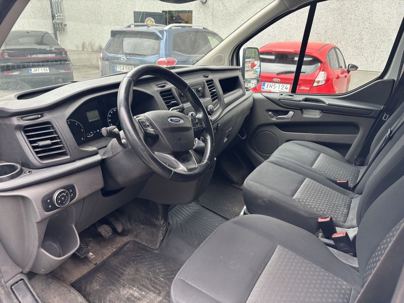 Ford Transit Custom vaihtoauto
