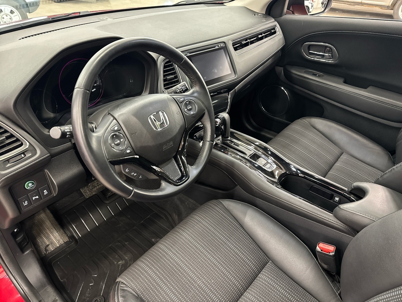 Honda HR-V vaihtoauto