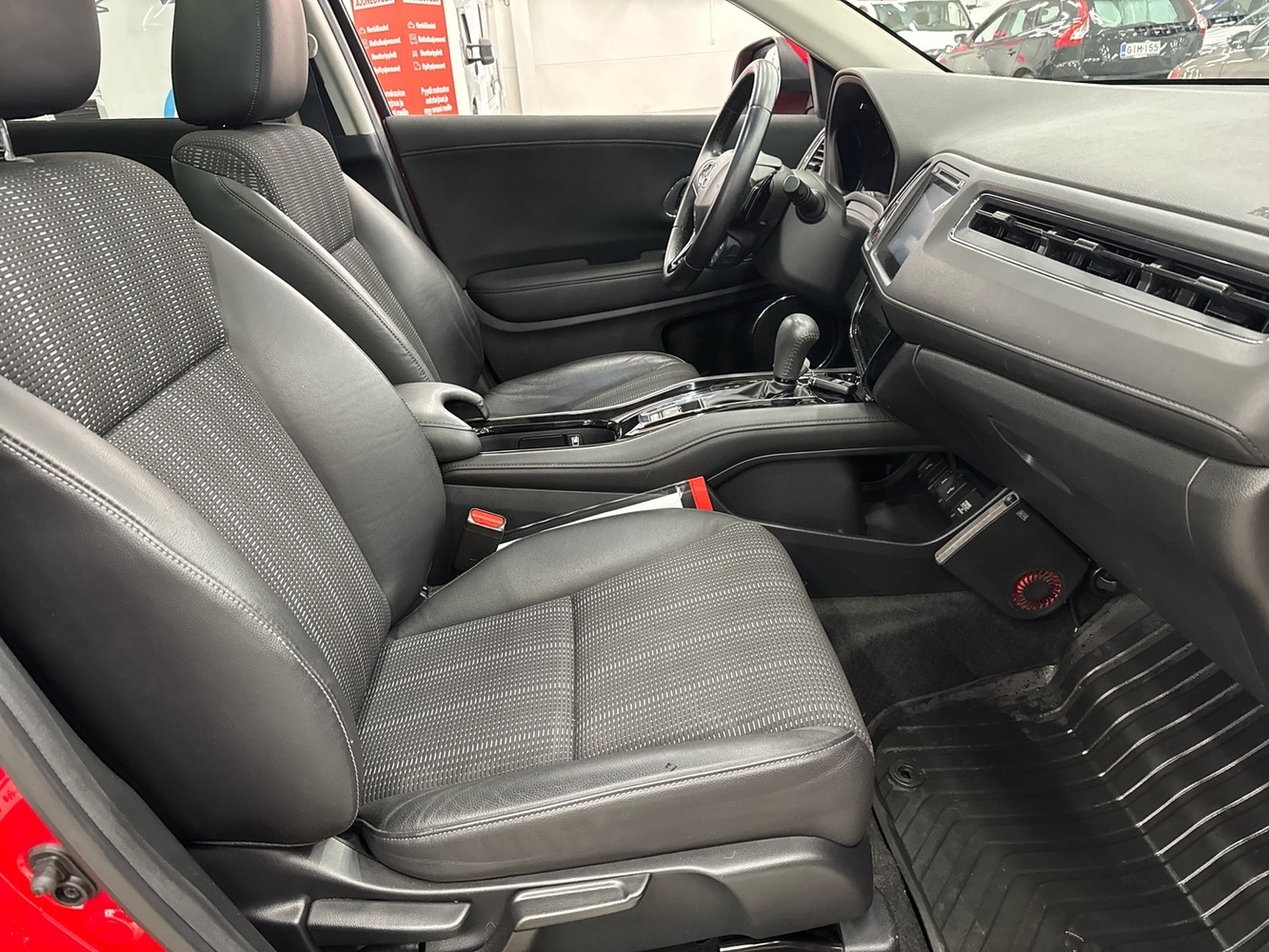Honda HR-V vaihtoauto