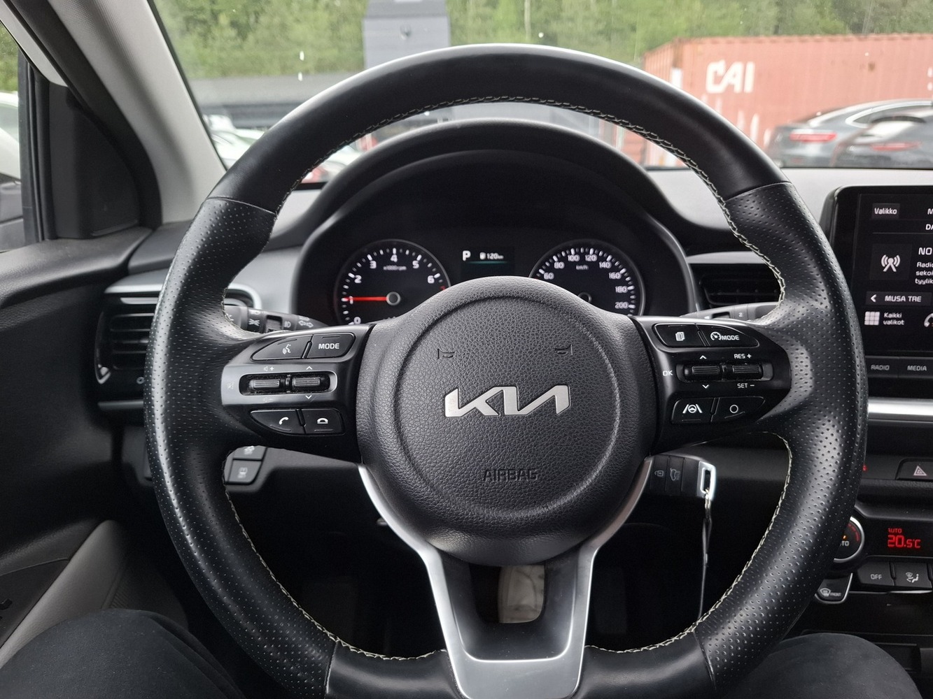 Kia Stonic vaihtoauto