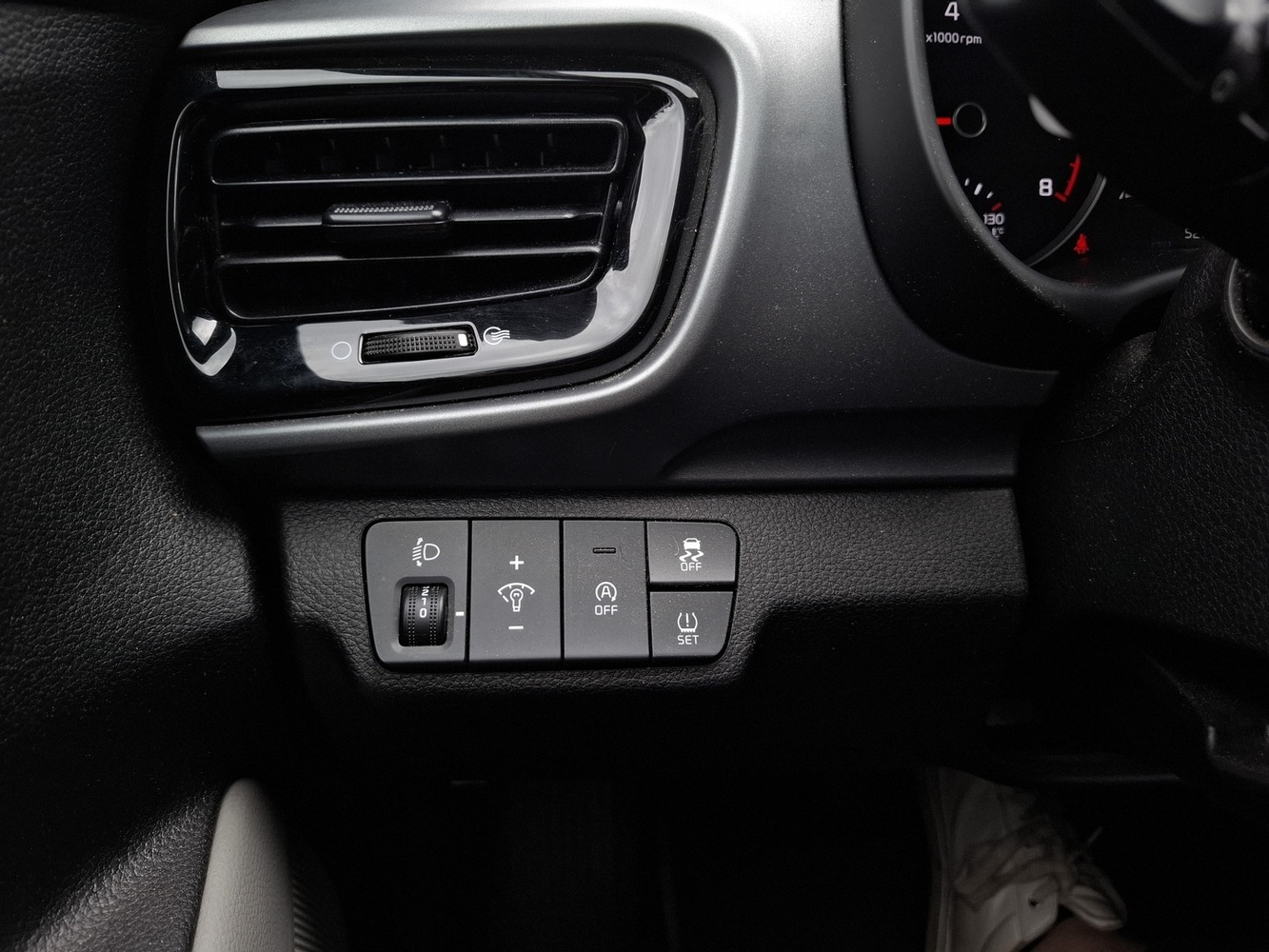Kia Stonic vaihtoauto