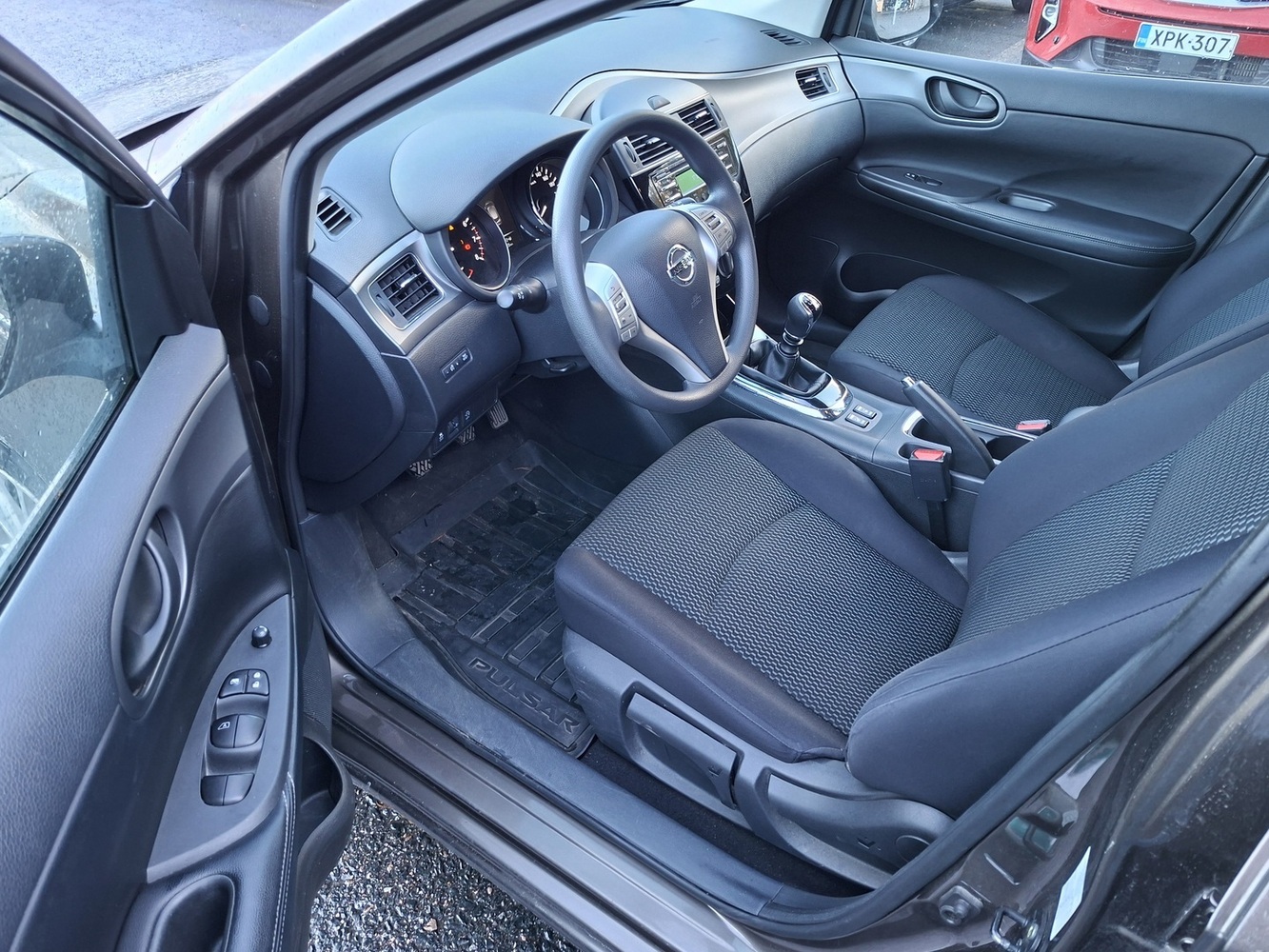 Nissan Pulsar vaihtoauto