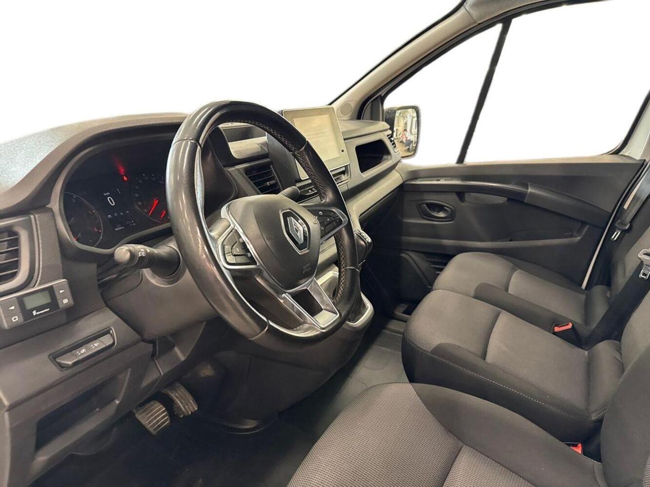 Renault Trafic vaihtoauto