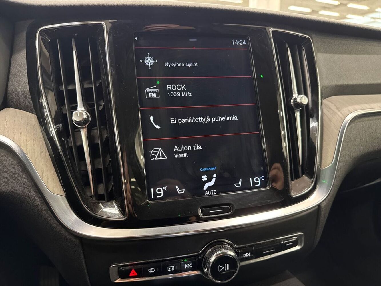 Volvo V60 vaihtoauto