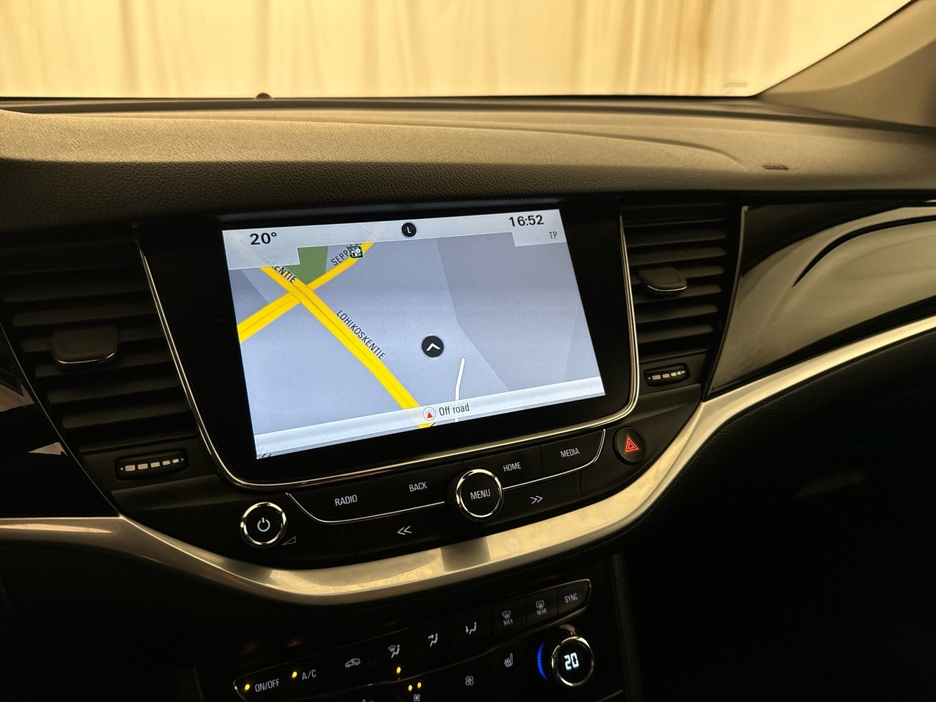 Opel Astra vaihtoauto