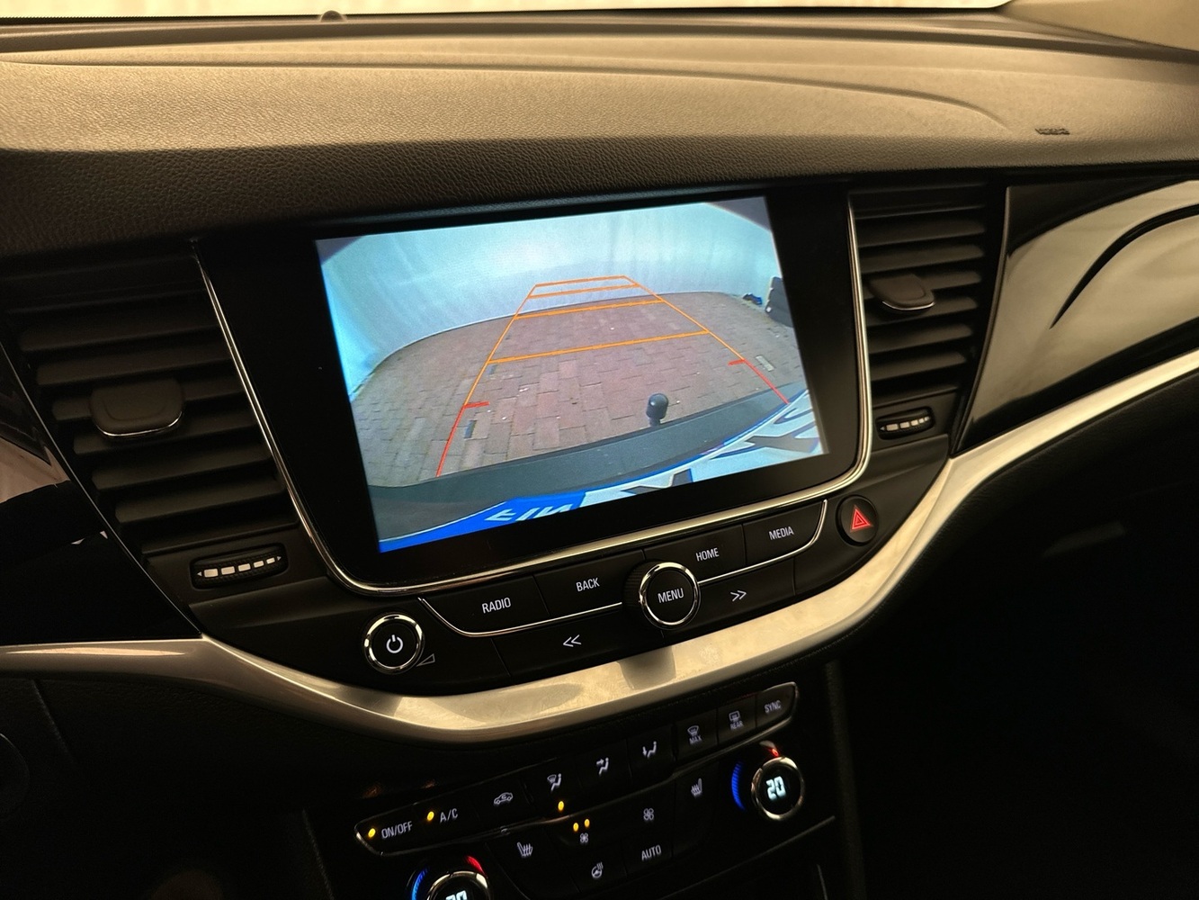 Opel Astra vaihtoauto