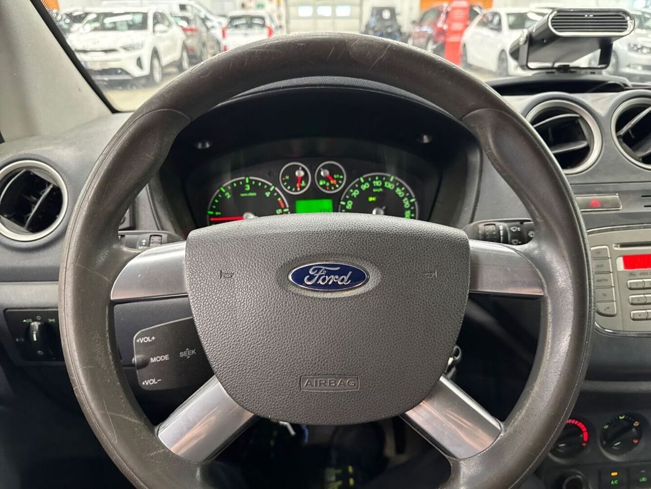 Ford Transit Connect vaihtoauto