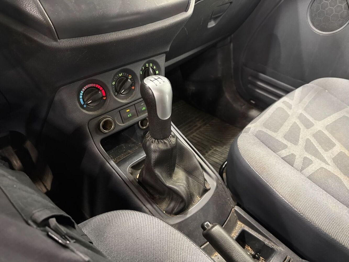 Ford Transit Connect vaihtoauto