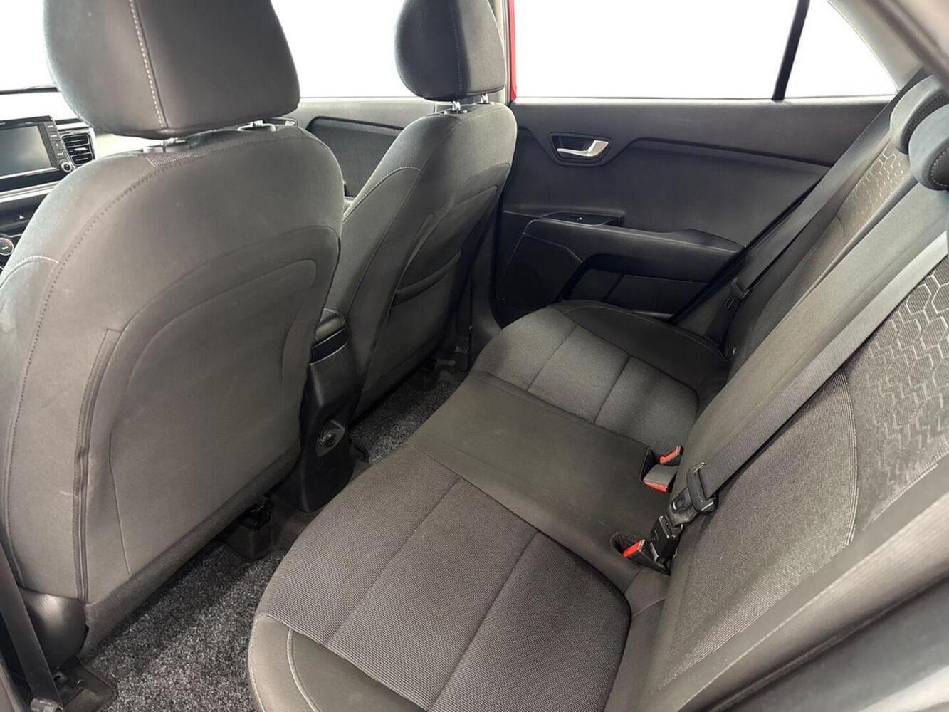 Kia Rio vaihtoauto