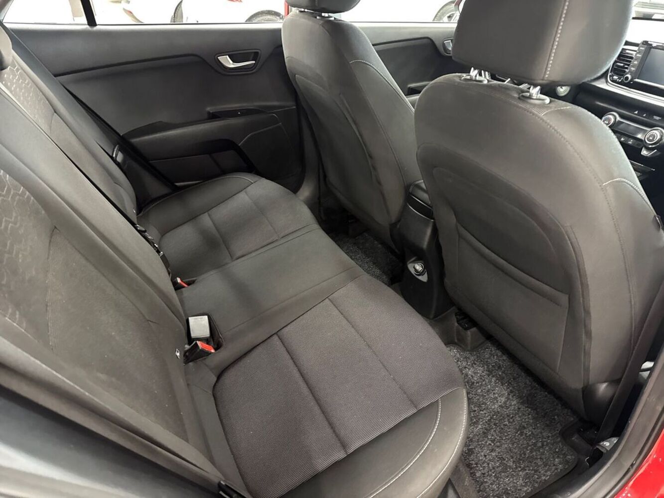 Kia Rio vaihtoauto