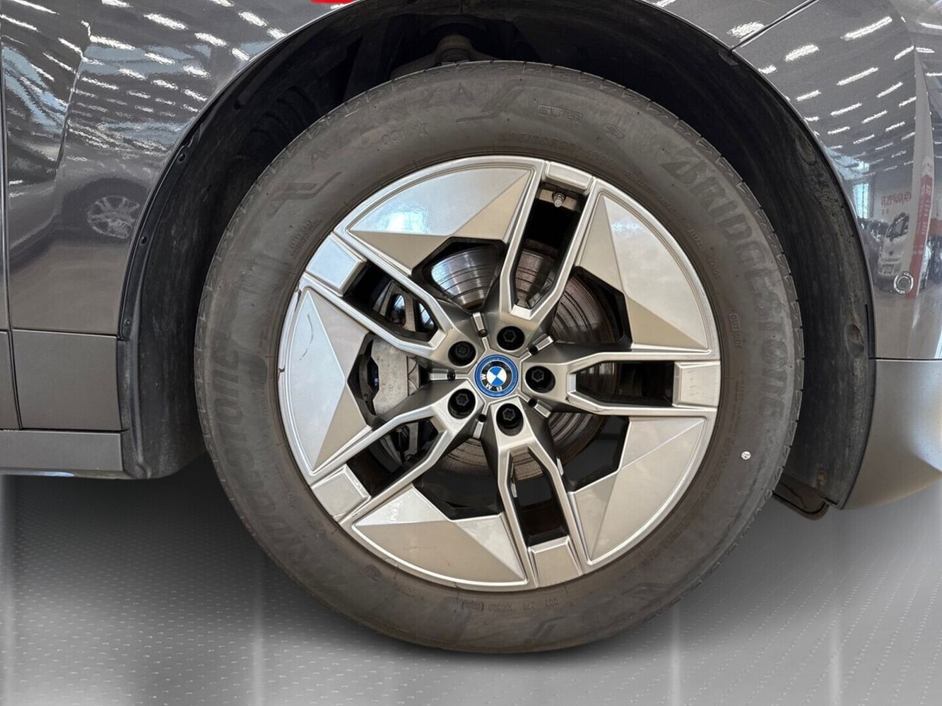 BMW iX vaihtoauto