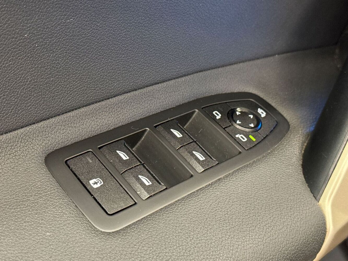 BMW iX vaihtoauto