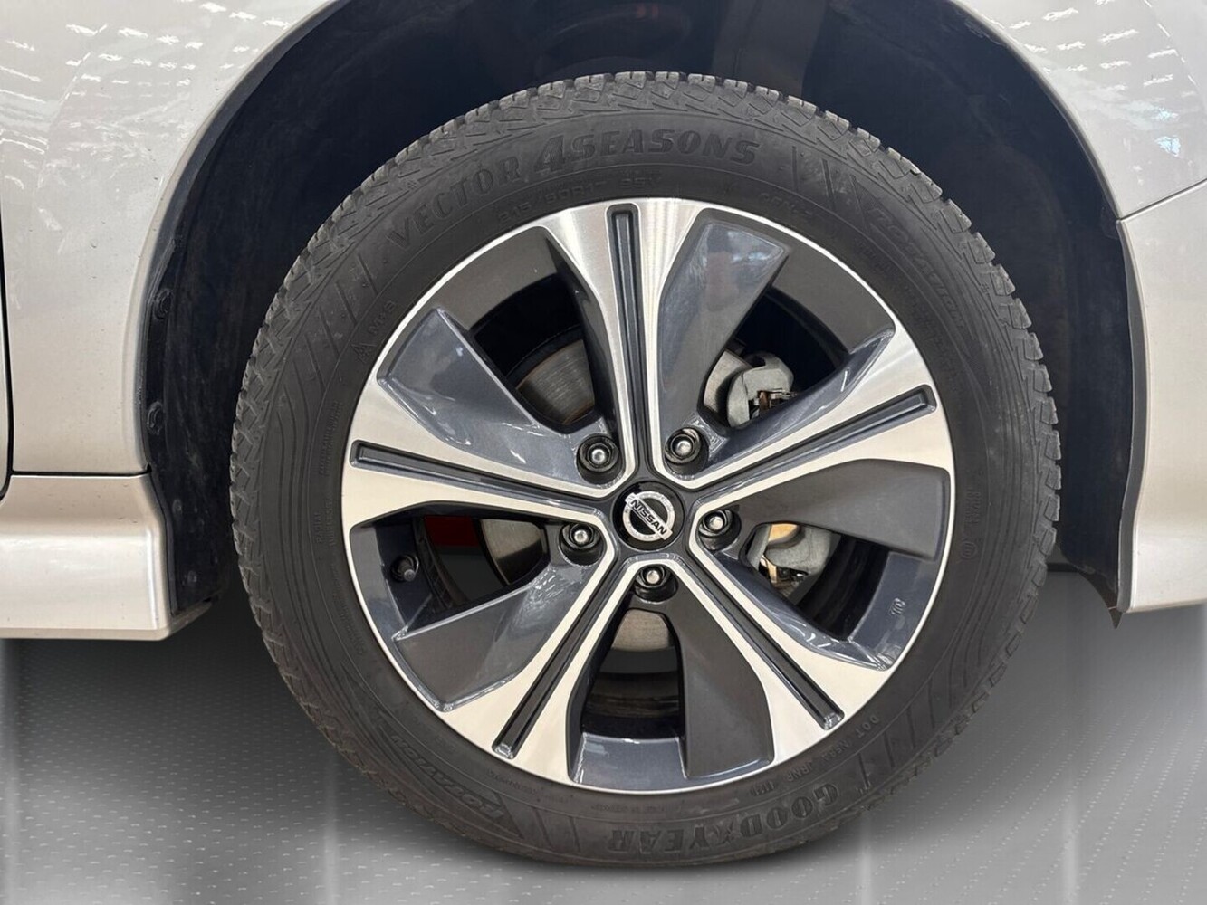 Nissan Leaf vaihtoauto